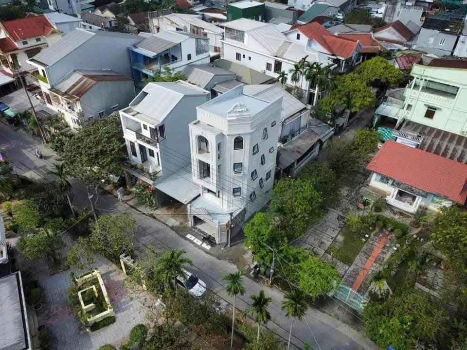 Bán nhà mặt phố Đ. Duy Tân, Tp. Huế, T. Thừa Thiên Huế