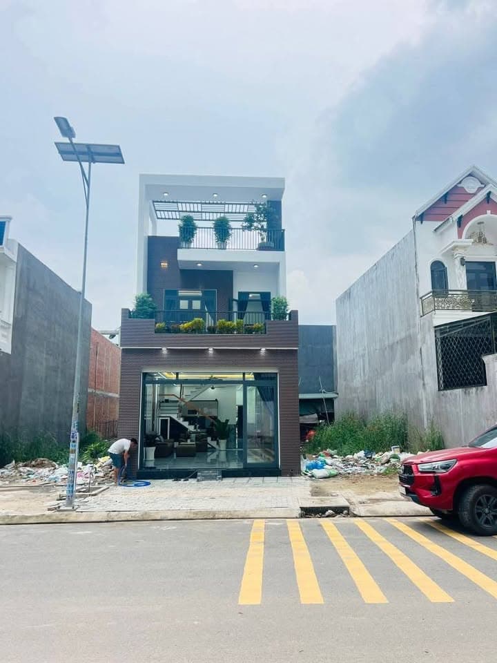 Bán nhà mặt phố Tp. Thủ Dầu Một, T. Bình Dương