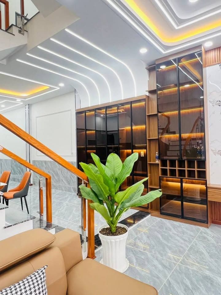 Bán nhà mặt phố Tp. Thủ Dầu Một, T. Bình Dương - Ảnh 2