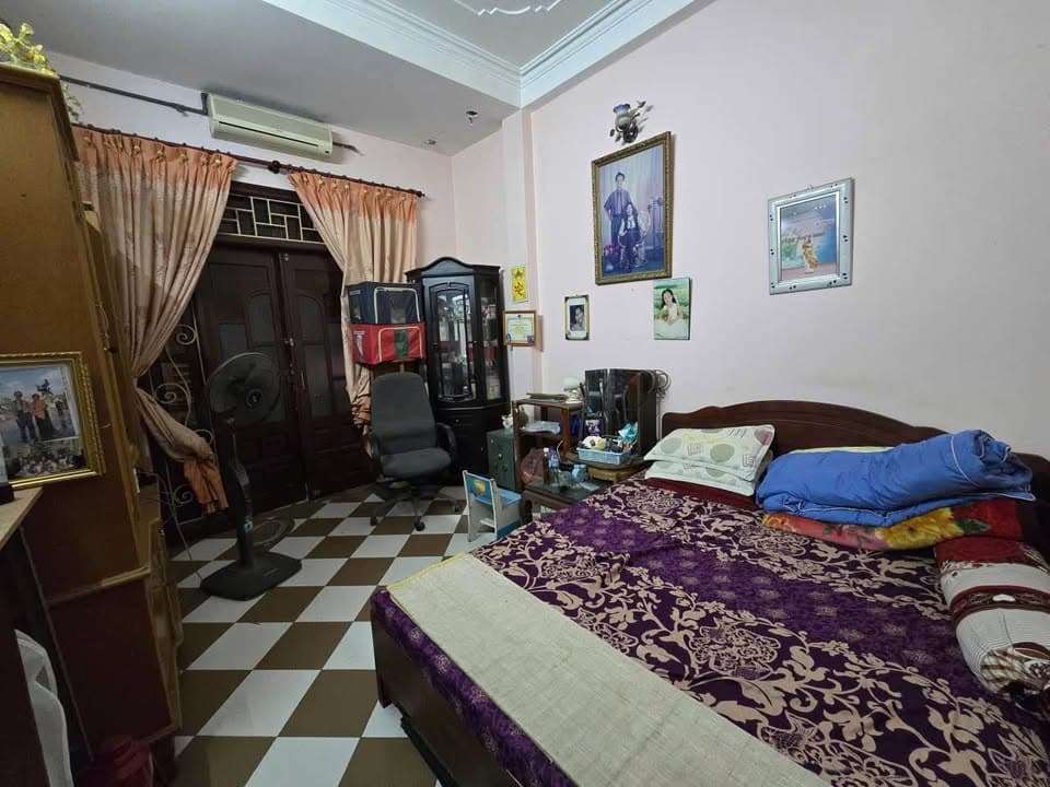 Bán nhà riêng P. Bồ Đề, Q. Long Biên, Tp. Hà Nội - Ảnh 2