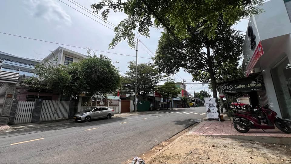 Bán nhà mặt phố Đ. Mai Xuân Thưởng, P. 7, Tp. Tuy Hòa, T. Phú Yên