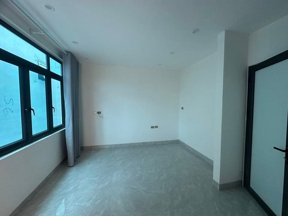 Bán nhà riêng Q. Tây Hồ, Tp. Hà Nội - Ảnh 3