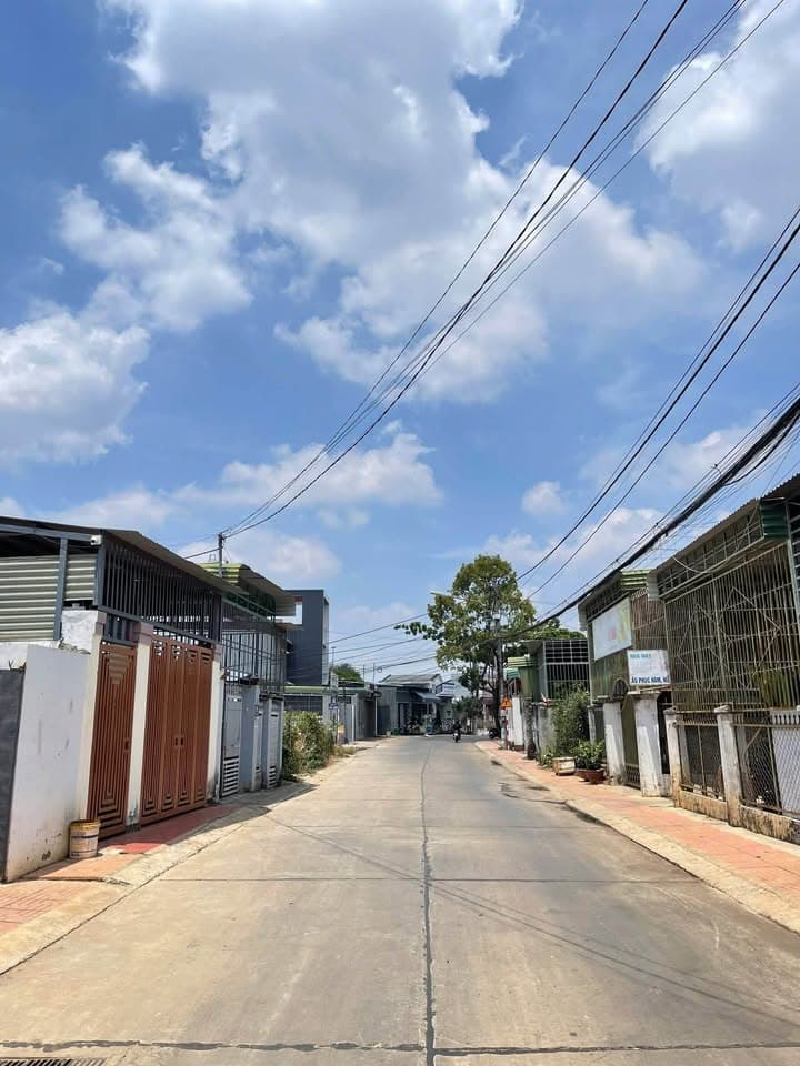 Bán nhà mặt phố Đ. Tây Sơn, Tp. Buôn Ma Thuột, T. Đắk Lắk