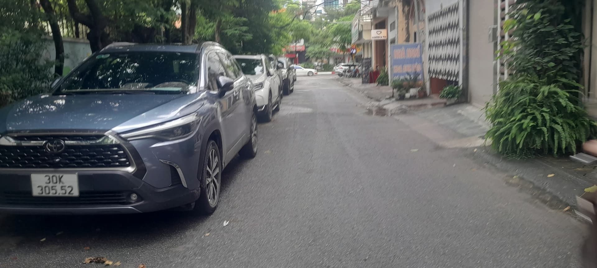 Bán nhà mặt phố Đ. Nguyễn Văn Huyên, Q. Cầu Giấy, Tp. Hà Nội - Ảnh 2