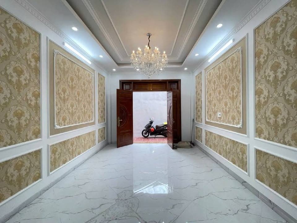 Bán nhà riêng Q. Tây Hồ, Tp. Hà Nội - Ảnh 2