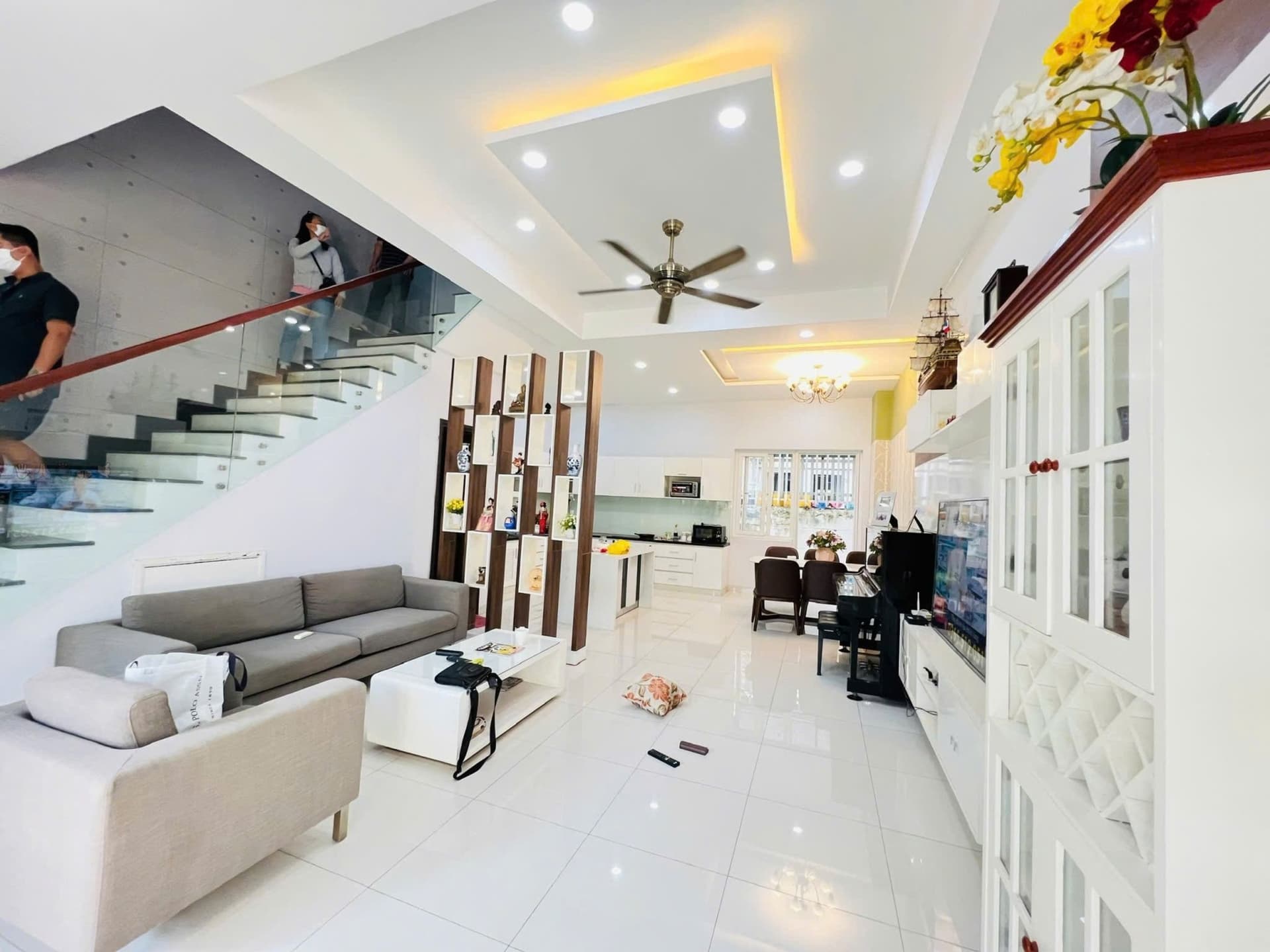 Cho thuê biệt thự liền kề Đ. Vành Đai Trong, P. Phú Hữu, Tp. Thủ Đức, Tp. Hồ Chí Minh