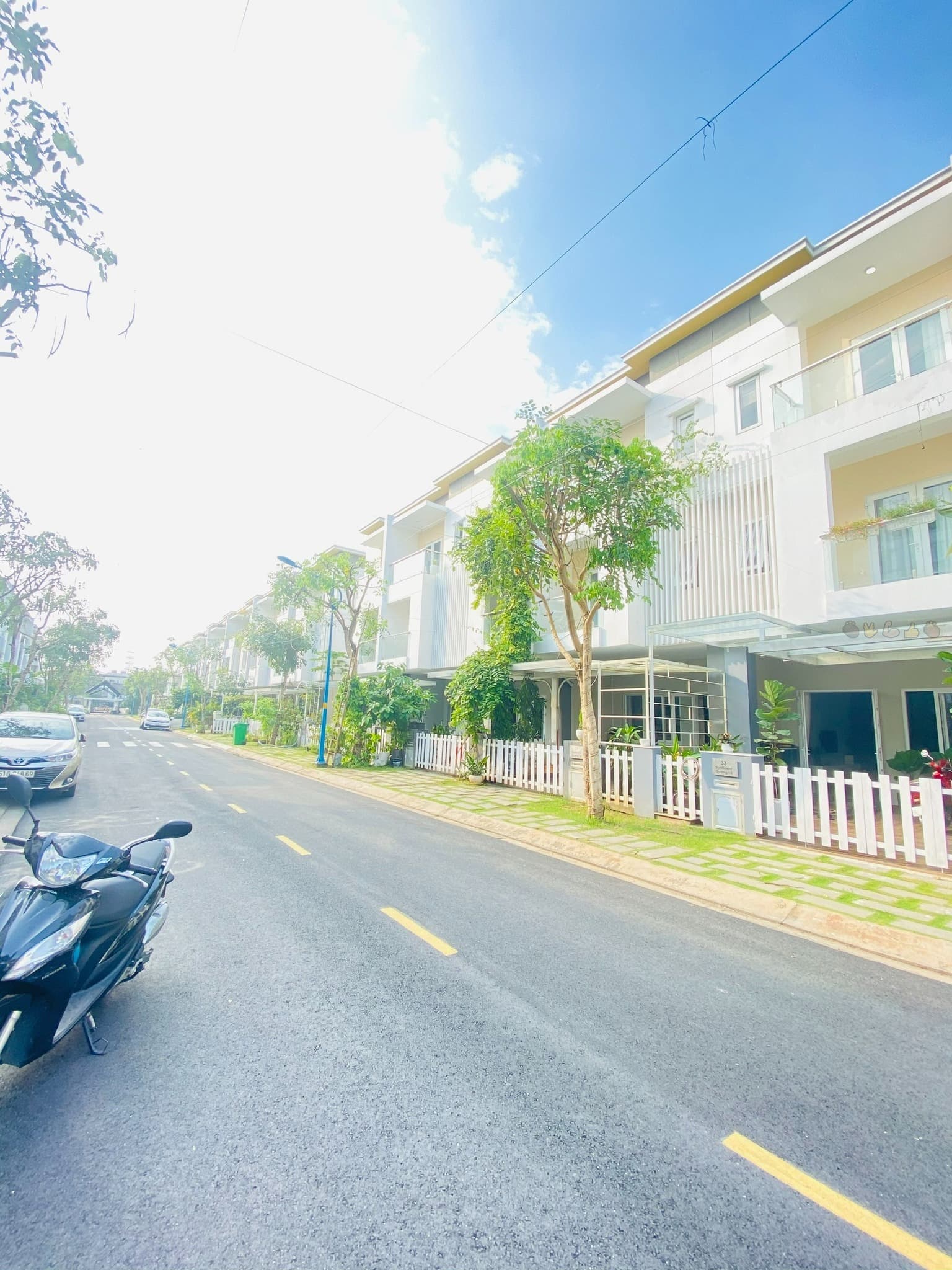 Cho thuê biệt thự liền kề Đ. Vành Đai Trong, P. Phú Hữu, Tp. Thủ Đức, Tp. Hồ Chí Minh - Ảnh 2