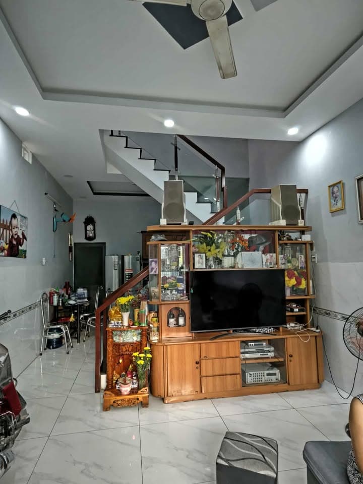 Bán nhà riêng H. Hóc Môn, Tp. Hồ Chí Minh - Ảnh 2