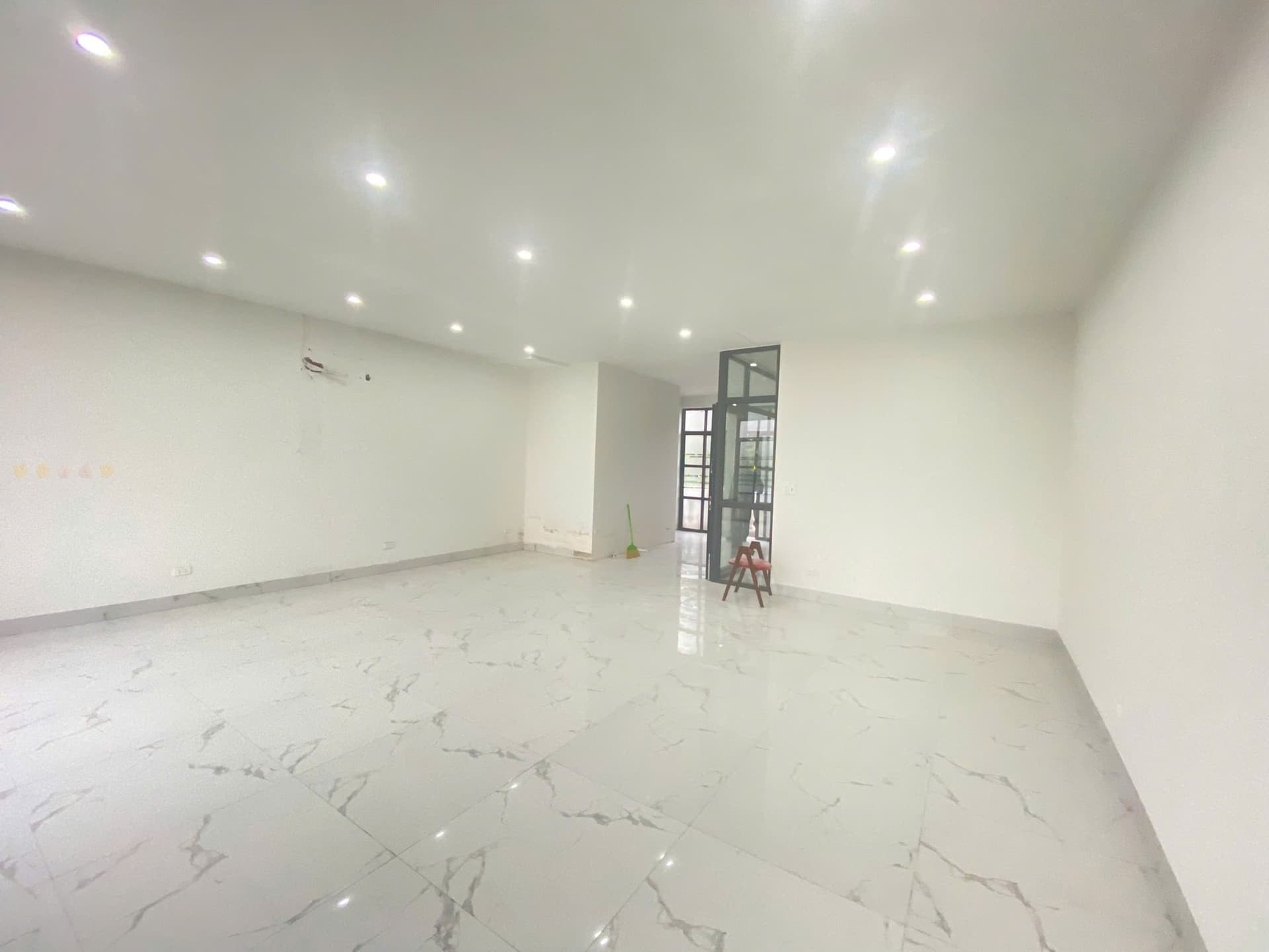 Cho thuê shophouse, nhà phố thương mại Vinhomes Imperia Hải Phòng, Đ. Hà Nội, P. Thượng Lý, Q. Hồng Bàng, Tp. Hải Phòng - Ảnh 2