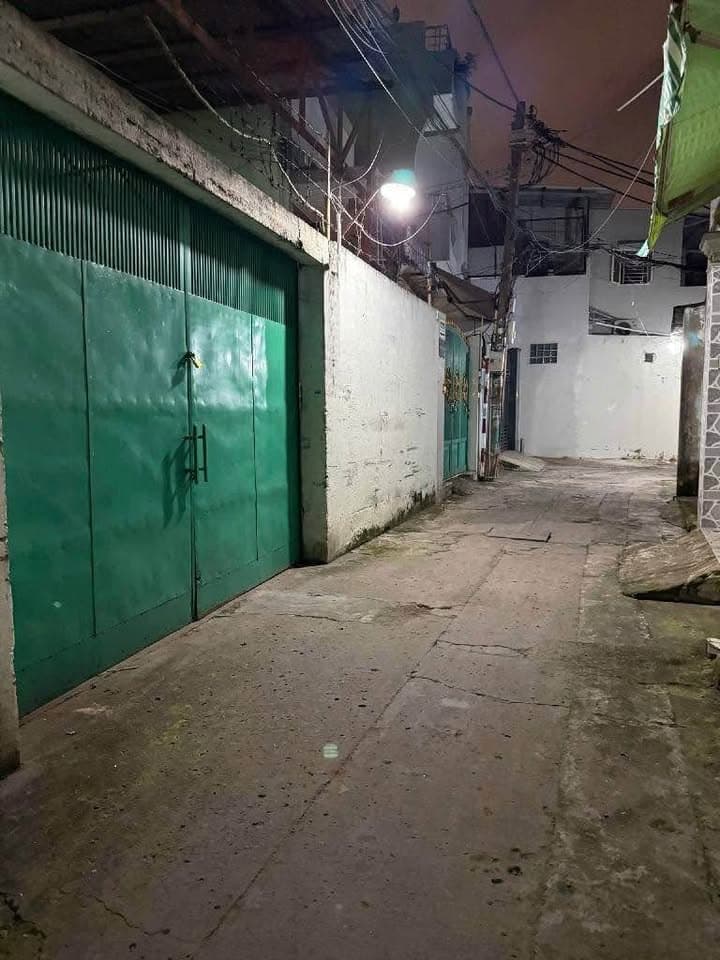 Bán đất P. 10, Q. 11, Tp. Hồ Chí Minh