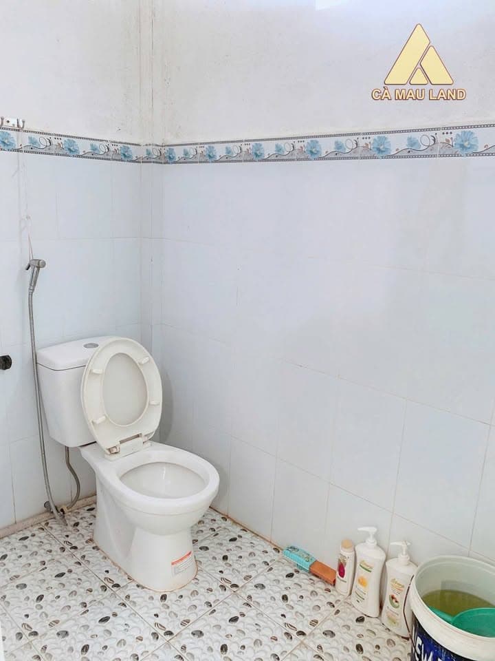 Bán nhà mặt phố Đ. Quang Trung, Tp. Cà Mau, T. Cà Mau