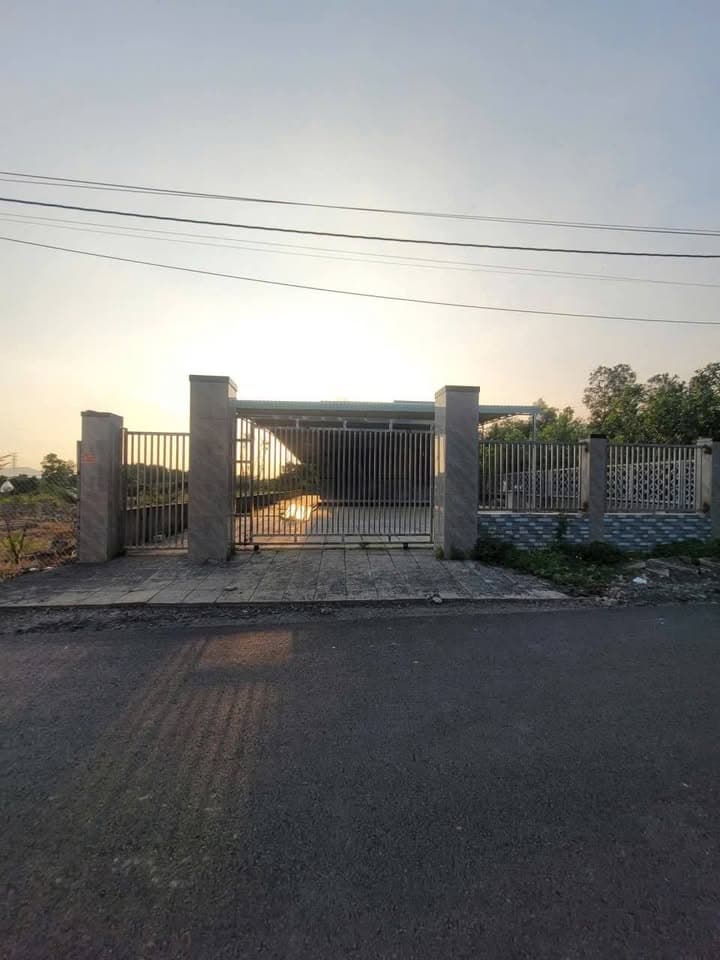 Bán nhà riêng Đ. Ngãi Giao, Tx. Phú Mỹ, T. Bà Rịa - Vũng Tàu