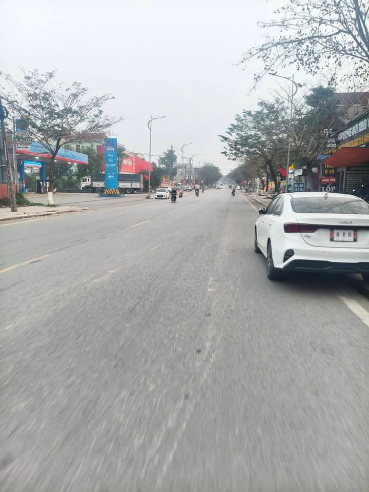 Cho thuê nhà riêng Đ. Phạm Văn Đồng, Tp. Phổ Yên, T. Thái Nguyên