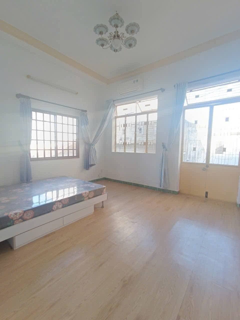 Cho thuê nhà riêng Đ. Trần Quốc Toản, P. Hải Châu I, Q. Hải Châu, Tp. Đà Nẵng - Ảnh 2