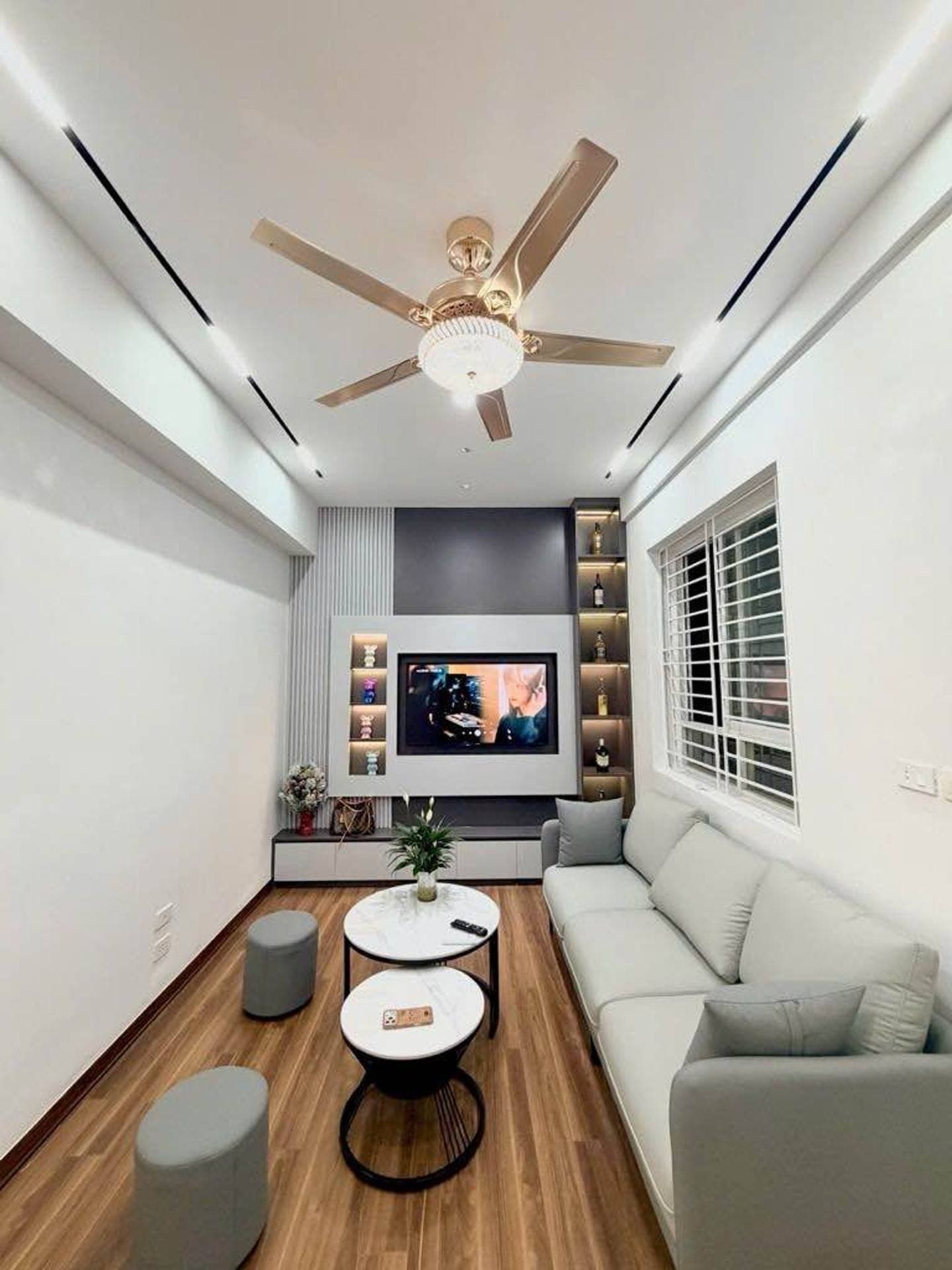 Bán căn hộ chung cư P. Mai Dịch, Q. Cầu Giấy, Tp. Hà Nội - Ảnh 2