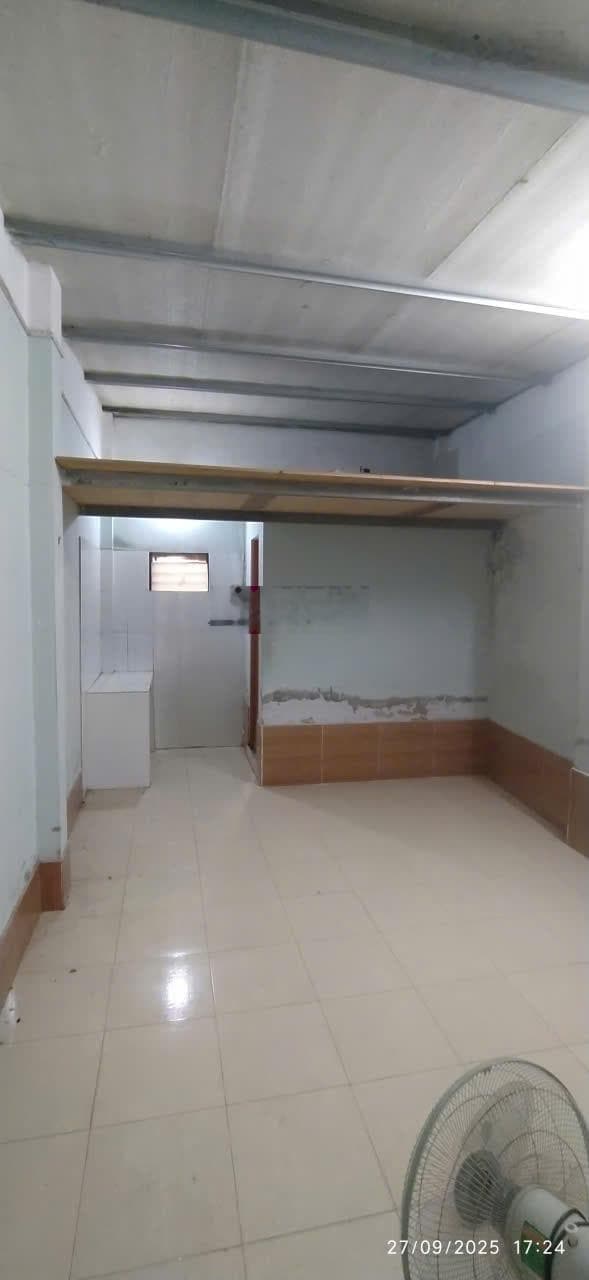 Cho thuê phòng trọ Đ. Lạc Long Quân, P. Xuân La, Q. Tây Hồ, Tp. Hà Nội - Ảnh 3