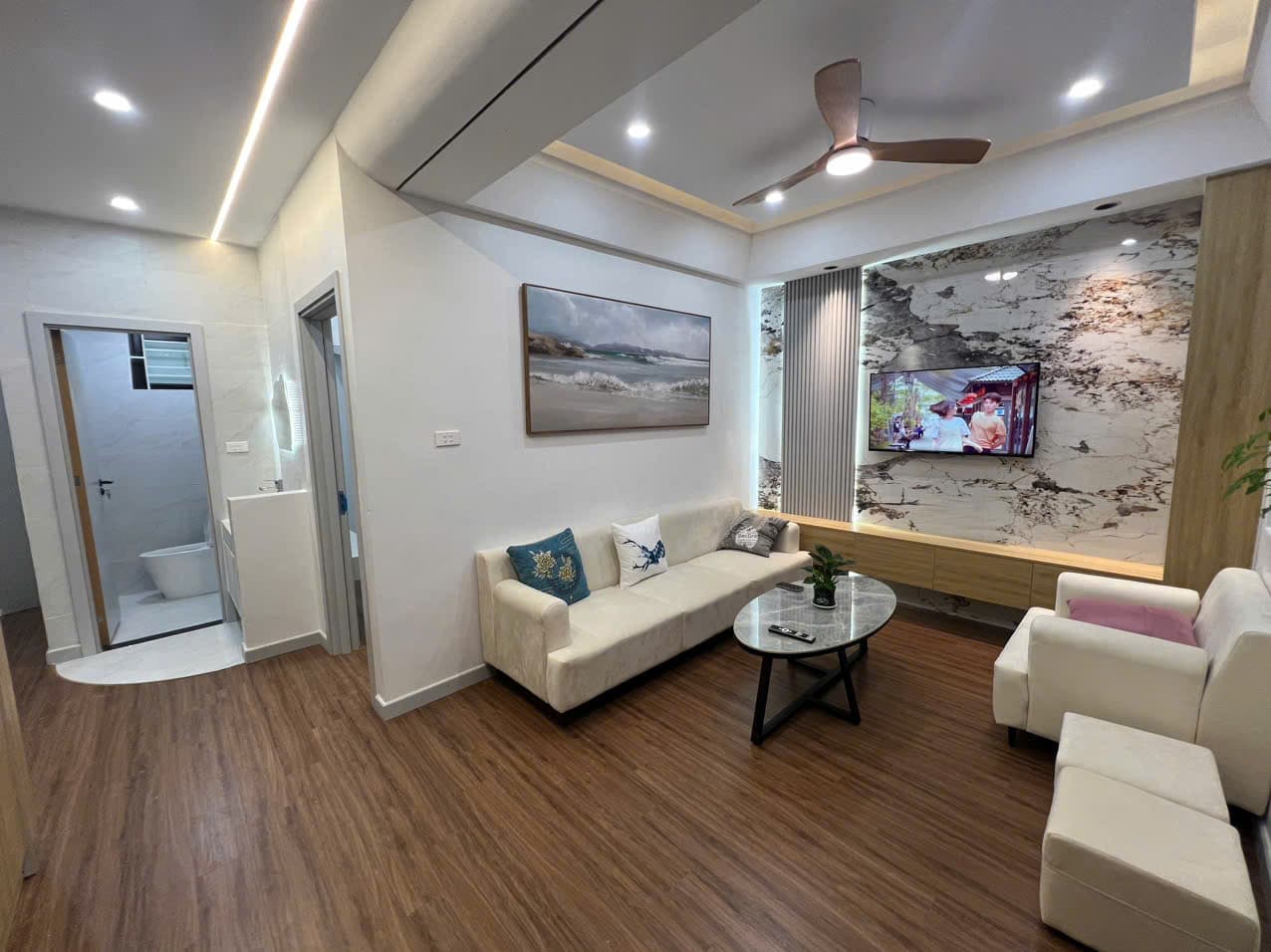 Bán căn hộ chung cư Đ. Linh Đàm, Q. Hoàng Mai, Tp. Hà Nội