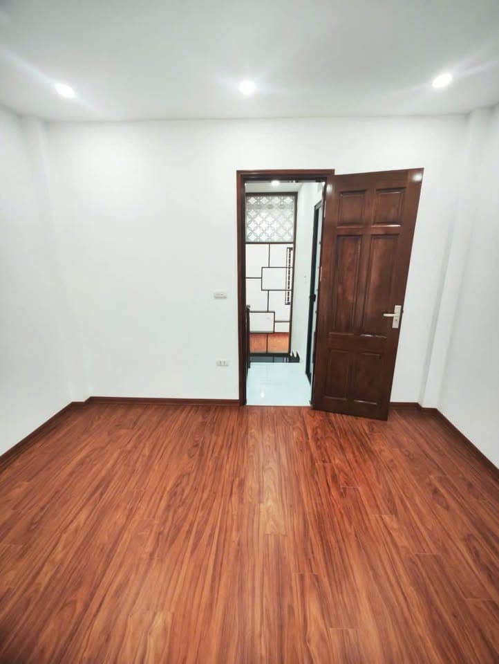 Bán nhà riêng Đ. Trần Hưng Đạo, P. Trần Hưng Đạo, Q. Hoàn Kiếm, Tp. Hà Nội - Ảnh 3