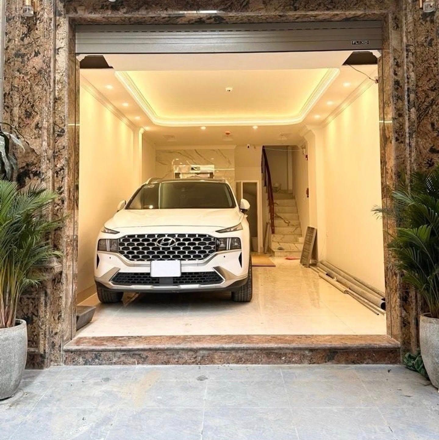 Bán nhà riêng P. Trần Quốc Hoàn, Q. Cầu Giấy, Tp. Hà Nội