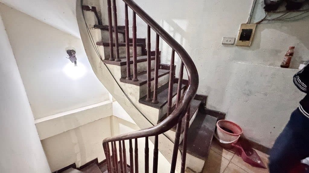 Cho thuê nhà riêng Đ. Nguyễn Khang, Q. Cầu Giấy, Tp. Hà Nội - Ảnh 2