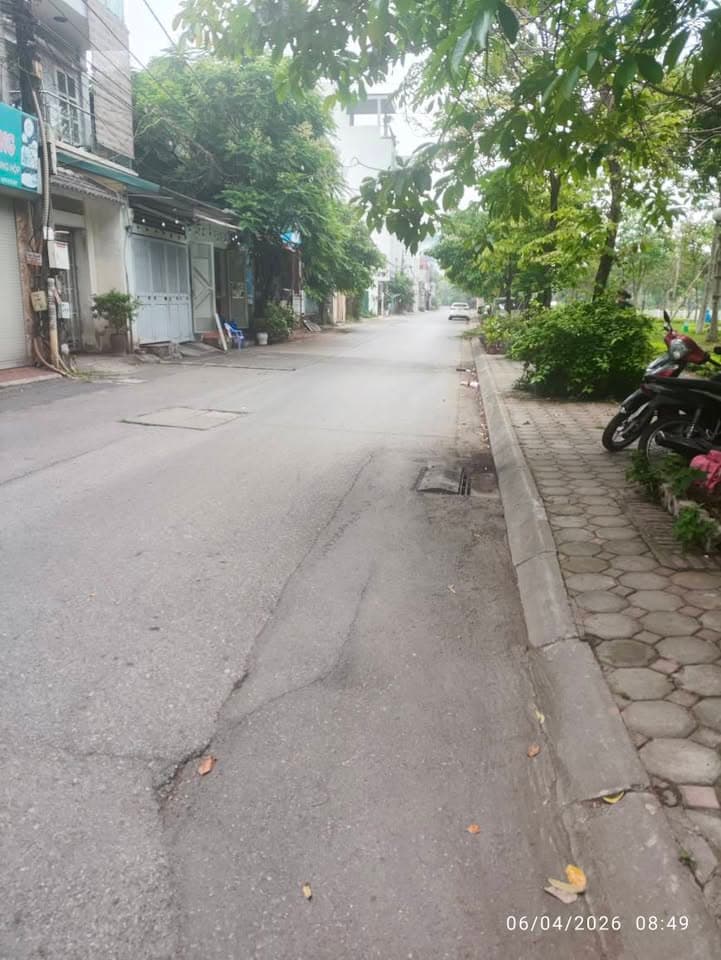 Bán đất Đ. Ngô Gia Tự, Q. Long Biên, Tp. Hà Nội