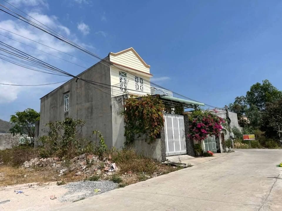 Bán nhà riêng Đ. Vạn Hạnh, Tx. Phú Mỹ, T. Bà Rịa - Vũng Tàu - Ảnh 3