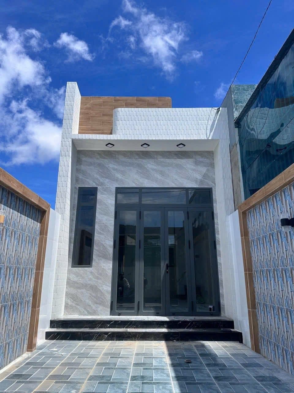 Bán nhà riêng Tt. Long Hải, H. Long Điền, T. Bà Rịa - Vũng Tàu