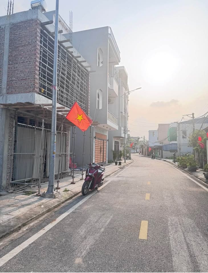 Bán nhà riêng Đ. Lưu Hữu Phước, Tp. Nam Định, T. Nam Định