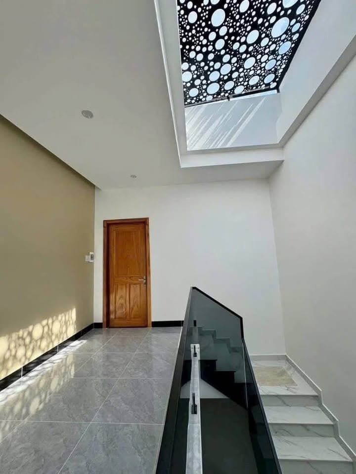 Bán nhà riêng Đ. Lạc Long Quân, P. Bình Khánh, Tp. Long Xuyên, T. An Giang - Ảnh 3