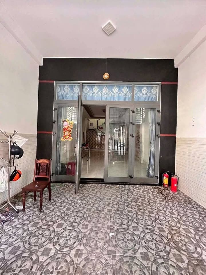 Cho thuê nhà mặt phố Đ. Thanh Sơn, Q. Hải Châu, Tp. Đà Nẵng - Ảnh 2