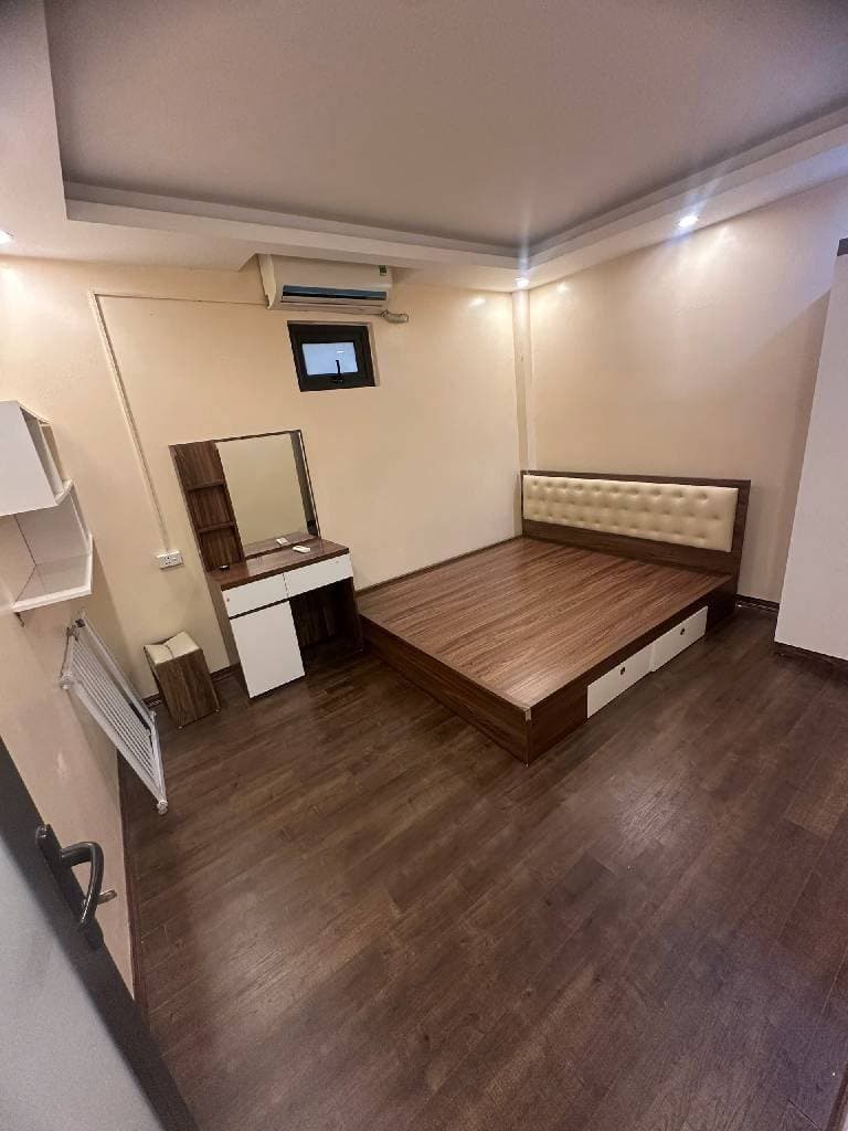 Bán nhà riêng Đ. Quốc Lộ 5, Q. Long Biên, Tp. Hà Nội