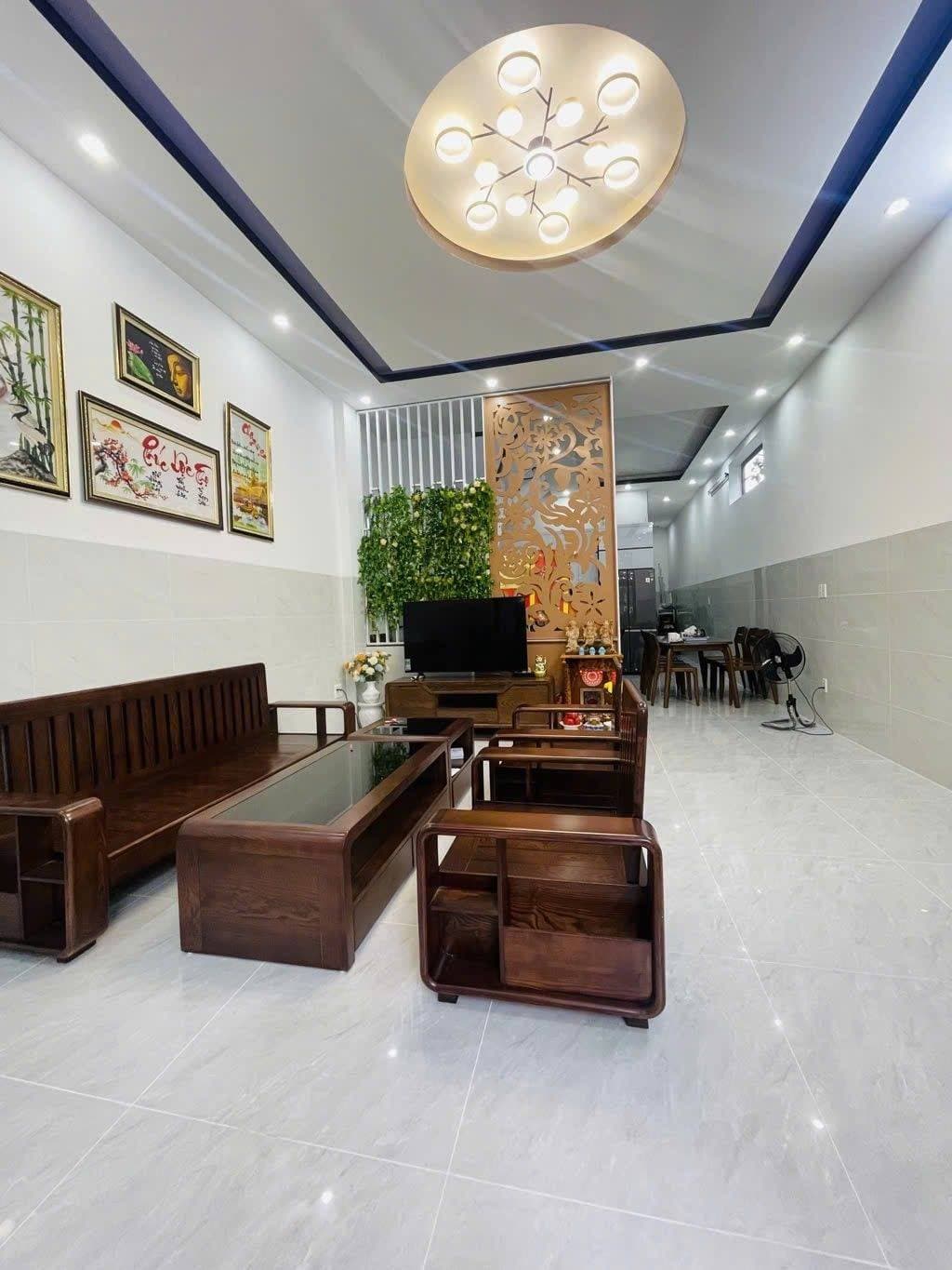 Bán nhà riêng Đ. 7, Tp. Nha Trang, T. Khánh Hòa