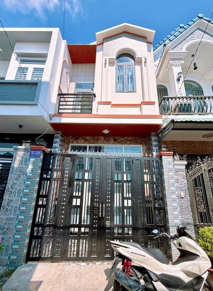 Bán nhà riêng Đ. Phạm Ngọc Hưng, Q. Bình Thuỷ, Tp. Cần Thơ