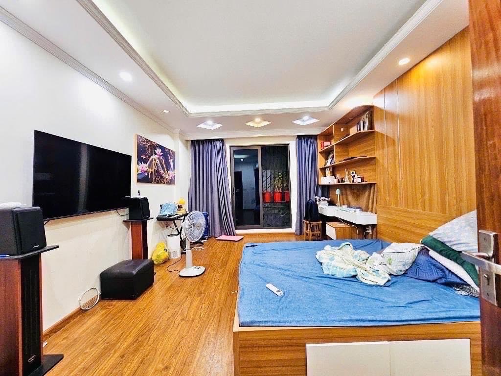 Bán nhà riêng Đ. Cầu Giấy, Q. Cầu Giấy, Tp. Hà Nội - Ảnh 2