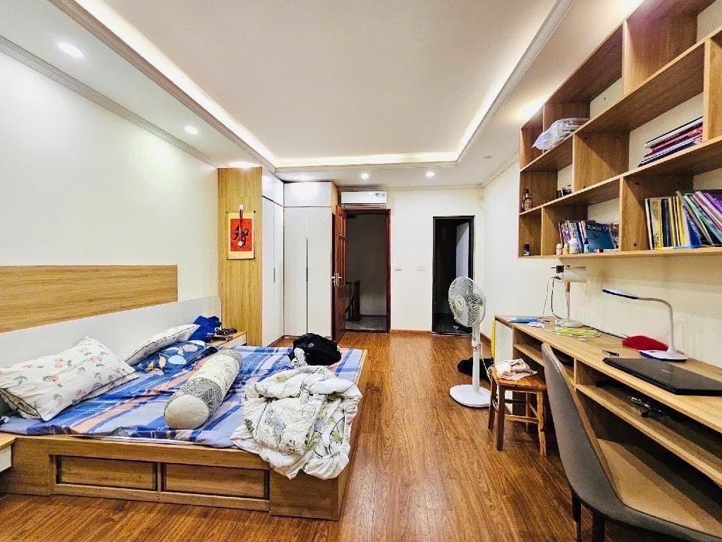 Bán nhà riêng Đ. Cầu Giấy, Q. Cầu Giấy, Tp. Hà Nội - Ảnh 3