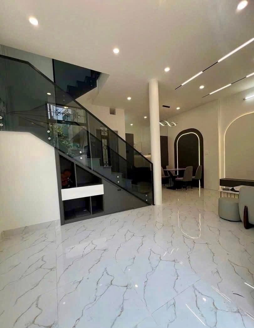 Cho thuê nhà riêng Đ. Hàn Mặc Tử, Tp. Quy Nhơn, T. Bình Định