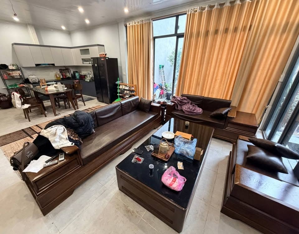 Bán nhà riêng P. Việt Hưng, Q. Long Biên, Tp. Hà Nội - Ảnh 2