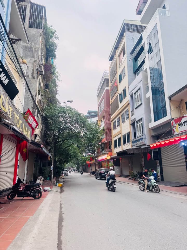 Bán biệt thự liền kề Đ. Ngô Thì Nhậm, Q. Hoàn Kiếm, Tp. Hà Nội