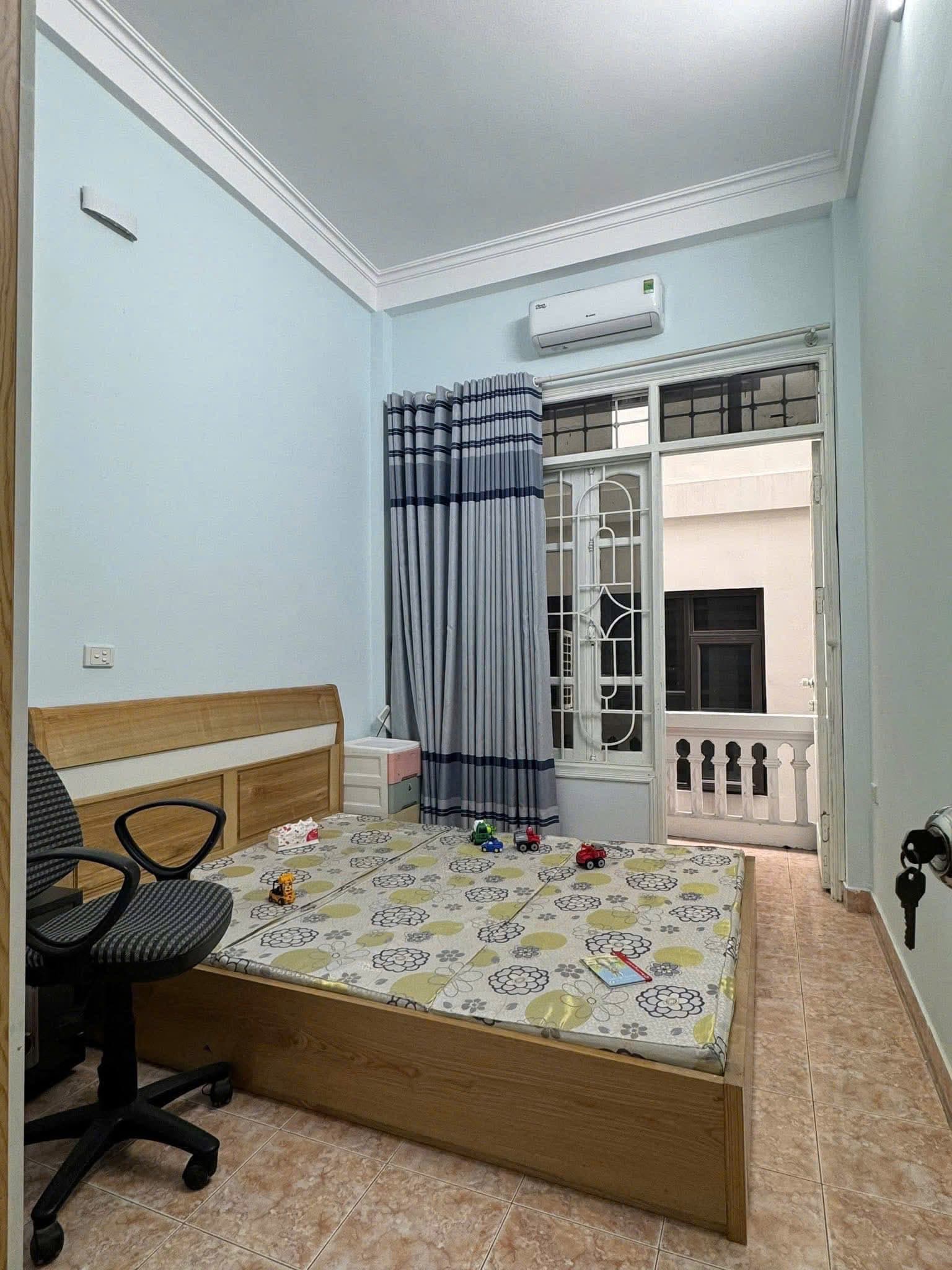 Cho thuê nhà riêng Đ. Nguyễn Chính, Q. Hoàng Mai, Tp. Hà Nội