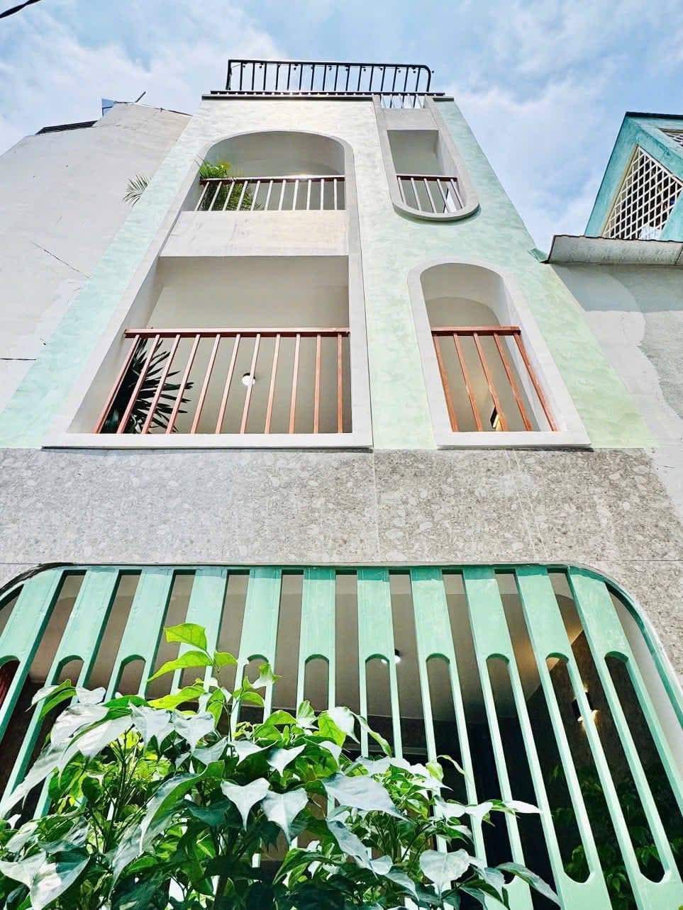 Bán kho, nhà xưởng Đ. Lê Quang Định, Q. Bình Thạnh, Tp. Hồ Chí Minh