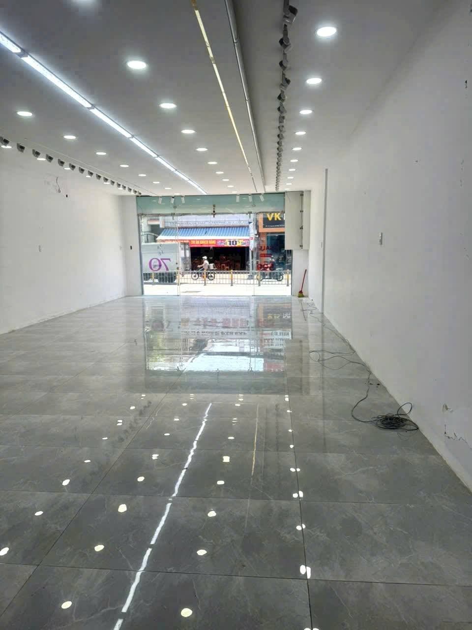 Cho thuê mặt bằng - cửa hàng - ki ốt Đ. Nguyễn Thị Thập, Q. 7, Tp. Hồ Chí Minh - Ảnh 2