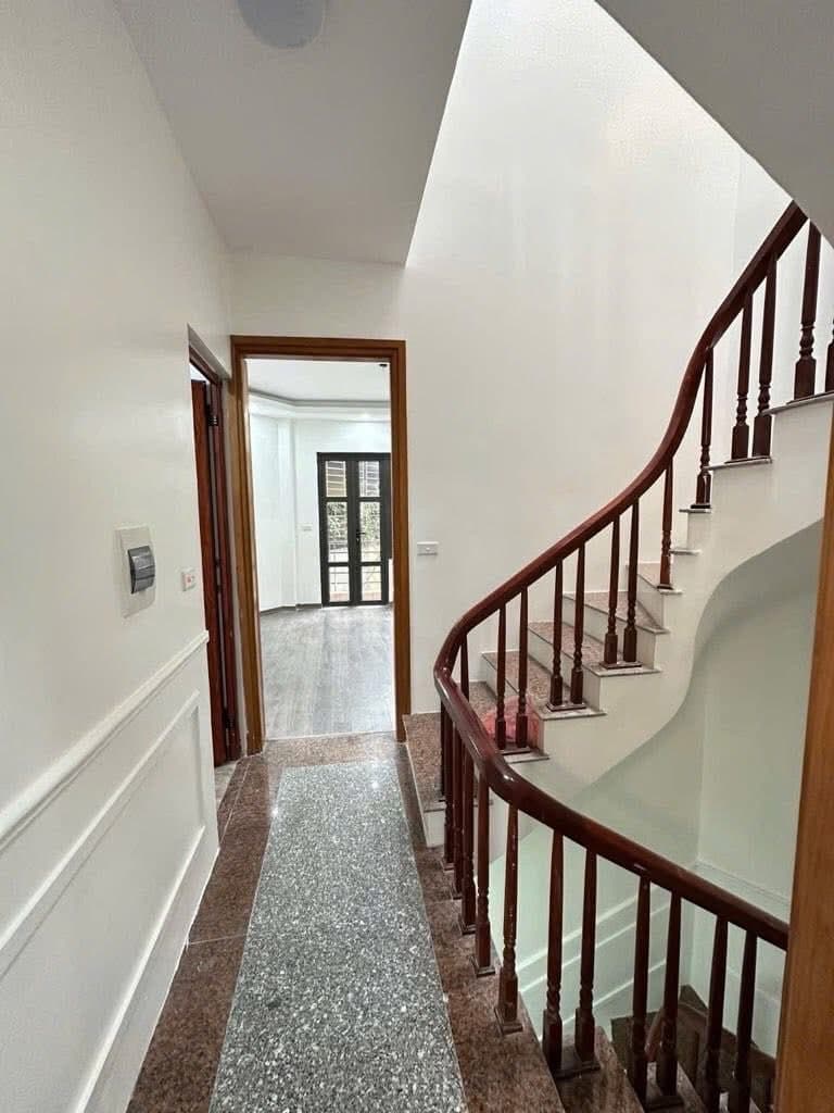 Bán nhà riêng Đ. Nguyễn Khánh Toàn, Q. Cầu Giấy, Tp. Hà Nội - Ảnh 3