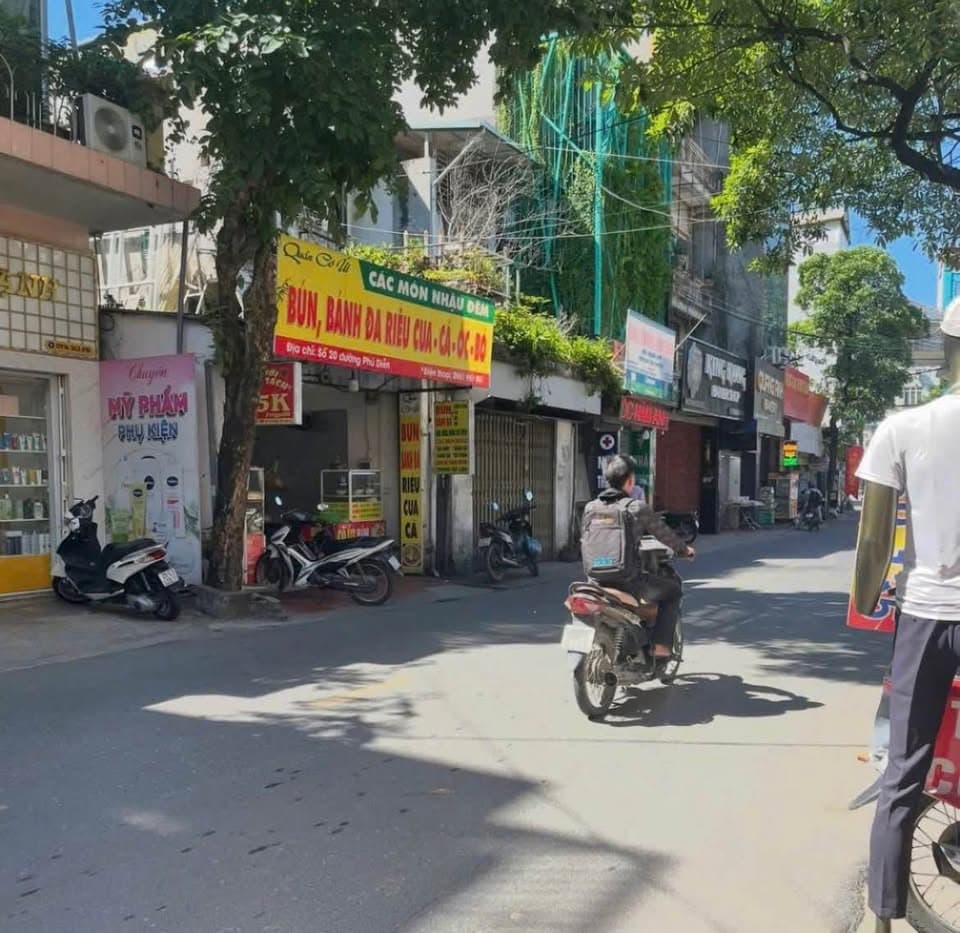 Bán nhà riêng Đ. Hồ Tùng Mậu, Q. Cầu Giấy, Tp. Hà Nội