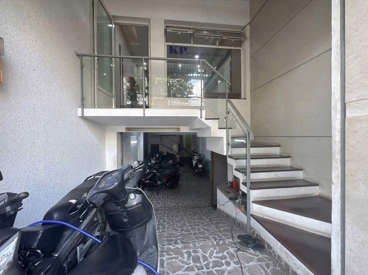 Cho thuê nhà riêng Đ. Phan Văn Trị, Q. Bình Thạnh, Tp. Hồ Chí Minh - Ảnh 2