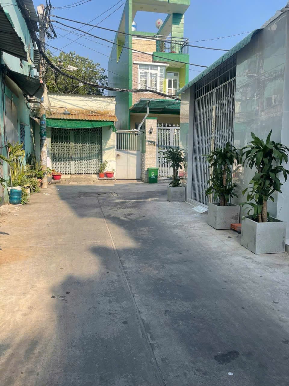 Bán nhà riêng Đ. Lũy Bán Bích, Q. Tân Phú, Tp. Hồ Chí Minh