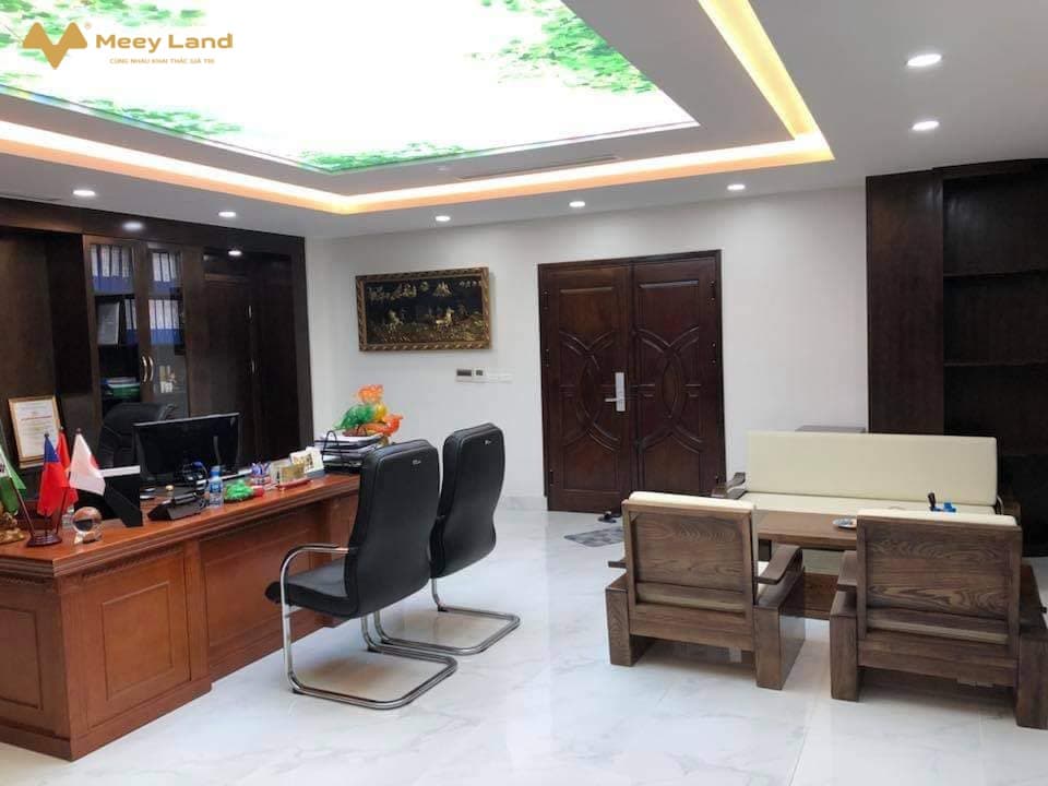 Bán nhà mặt phố Đ. Nam Trung Yên, P. Trung Hoà, Q. Cầu Giấy, Tp. Hà Nội