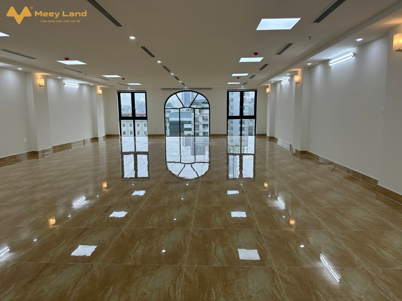 Bán nhà mặt phố Đ. Quan Hoa, P. Quan Hoa, Q. Cầu Giấy, Tp. Hà Nội - Ảnh 2