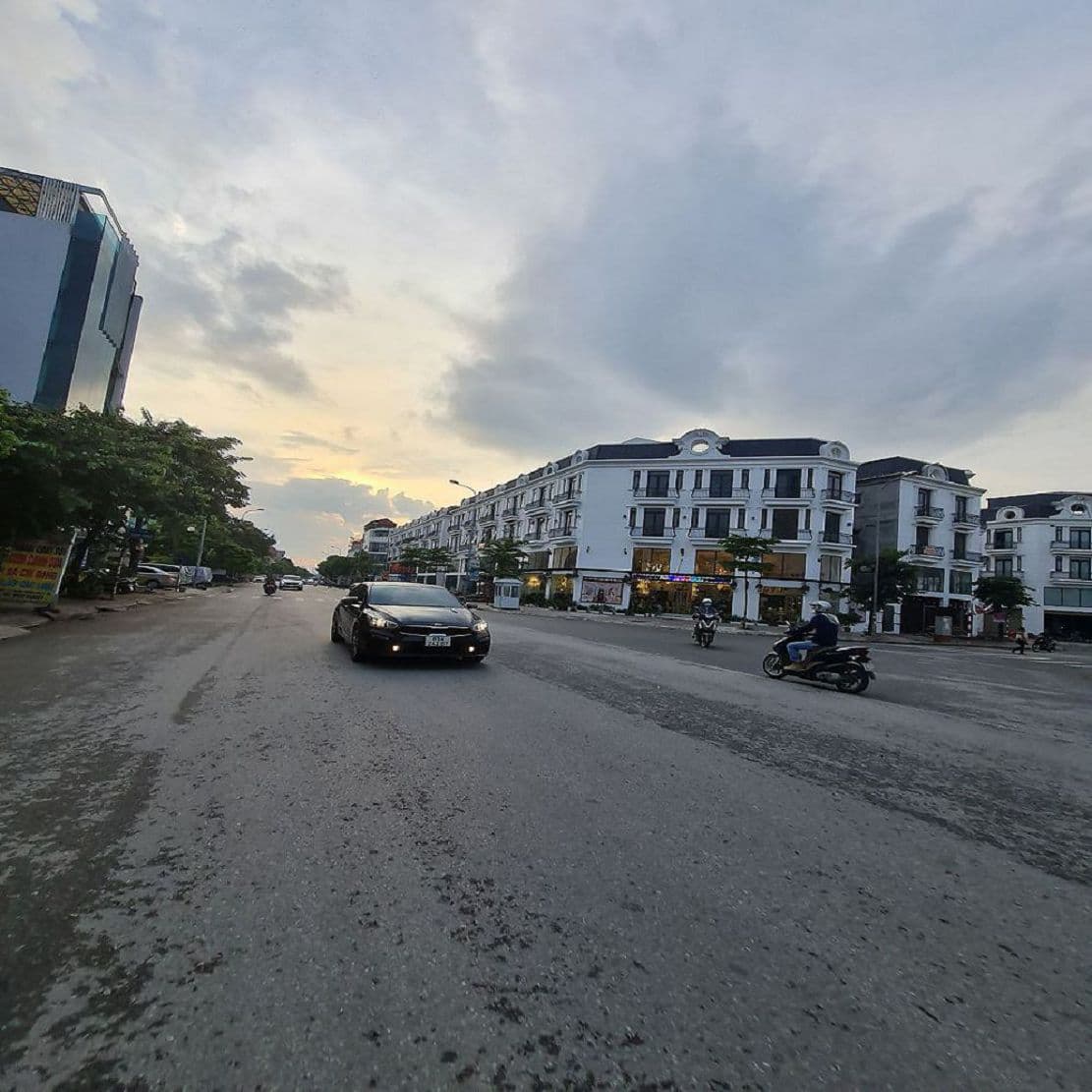 12 tỷ hơn xíu xiu có ngay 61m2 đất Tái định cư Trâu Quỳ, Gia Lâm. Lh 0989894845 Bán đất tại Trung t - Ảnh 3