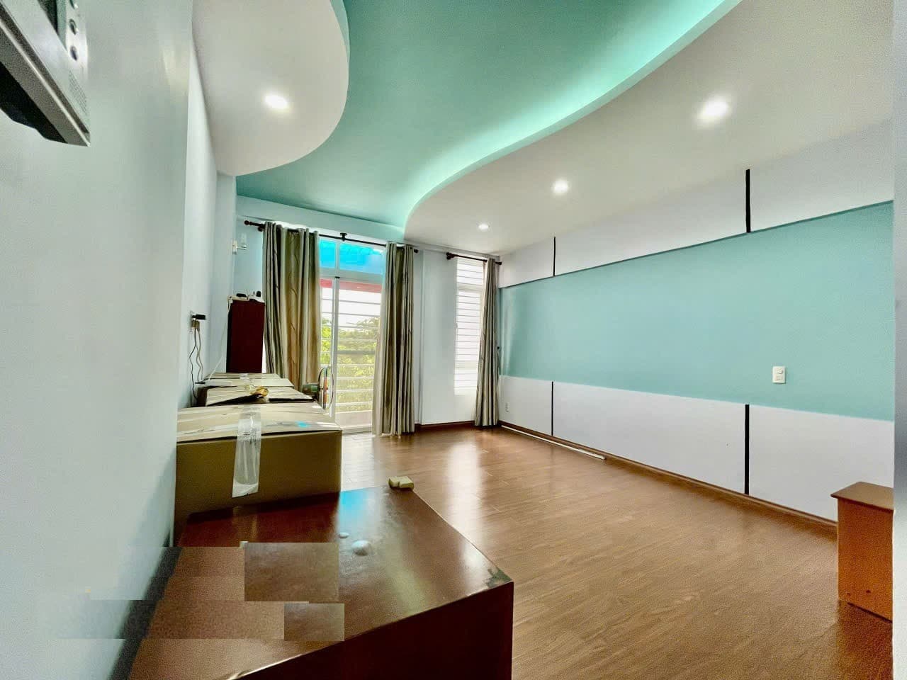 Cho thuê Nhà đường Số 37, PTân Phong, Dt 88m², hầm, 3 lầu Giá 30 Triệu/tháng - Ảnh 3