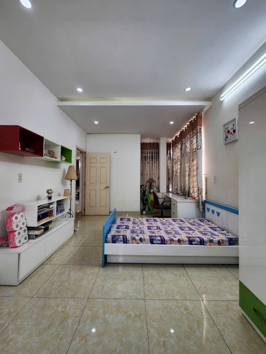 Cho thuê CHO THUÊ BIỆT THỰ KDC HỒNG LONG HIỆP BÌNH THỦ ĐỨC 10M x 20M TRÊT 1 LẦU GIÁ 26TR - Ảnh 2